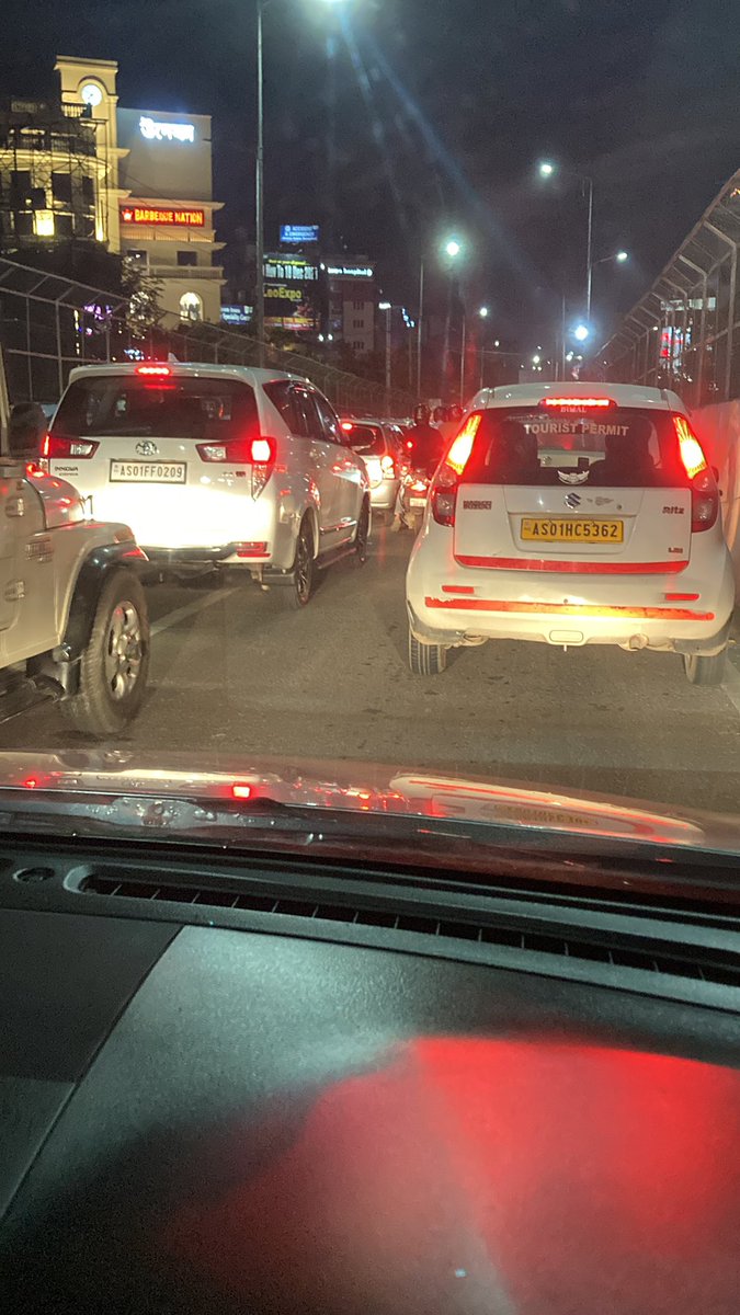 Huge traffic jam atop last gate "flyover" extending to six mile "flyover". We need another "flyover" extending from Ganeshguri (or maybe ABC) to Khanapara.
#Guwahati #Traffic