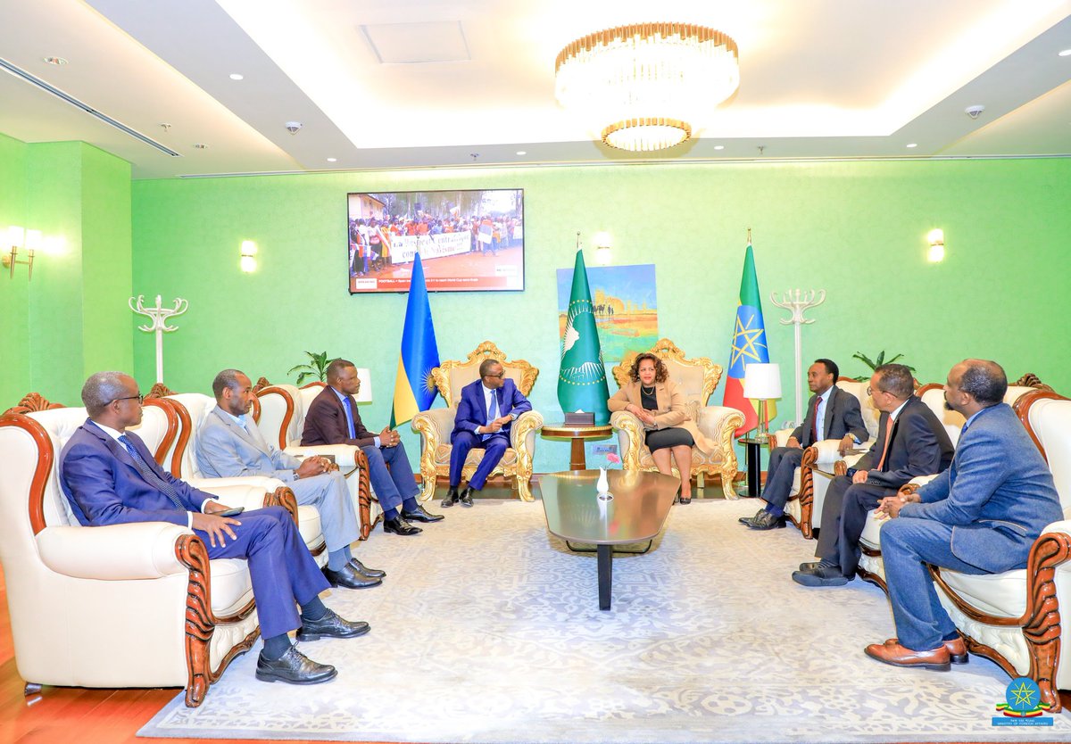 Rwanda Embassy Addis 🇷🇼 (@rwandainaddis) on Twitter photo H.E Minister <a href="/Vbiruta/">Vincent Biruta</a> of <a href="/RwandaMFA/">Ministry of Foreign Affairs & Int'l Cooperation</a> is in Addis Ababa on a work visit. He held a series of bilateral meetings with Ethiopia's Senior Government's Officials. #Diplomacy #Rwanda #Ethiopia H.E Minister <a href="/Vbiruta/">Vincent Biruta</a> of <a href="/RwandaMFA/">Ministry of Foreign Affairs & Int'l Cooperation</a> is in Addis Ababa on a work visit. He held a series of bilateral meetings with Ethiopia's Senior Government's Officials. #Diplomacy #Rwanda #Ethiopia