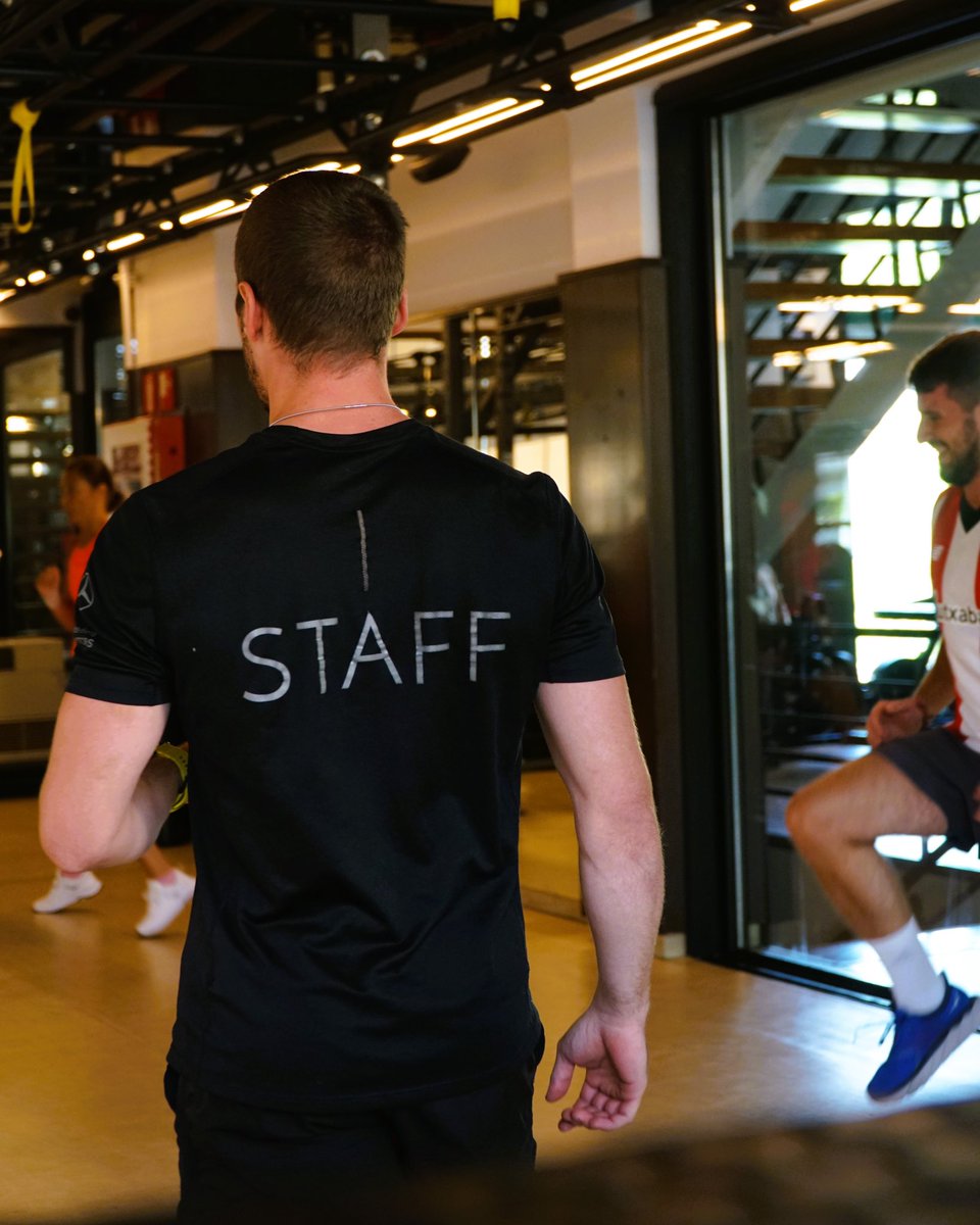Nickesports's tweet photo. Nuestro #Staff siempre está ahí para ayudarte y motivarte. No dudes en preguntarles 😎💪🏻
#nickspa #clubnick #horta #gym #gimnasio #clubpremium #actitudnick #soynick #socnick https://t.co/zLcdLrmMlD
