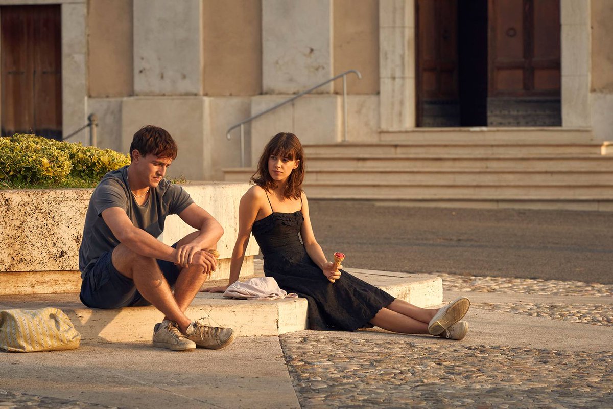 levmauc's tweet photo. Los eternos días de verano.

Normal People, 2020 (Dir. Lenny Abrahamson, Hettie Macdonald) https://t.co/yW7VCENDfO