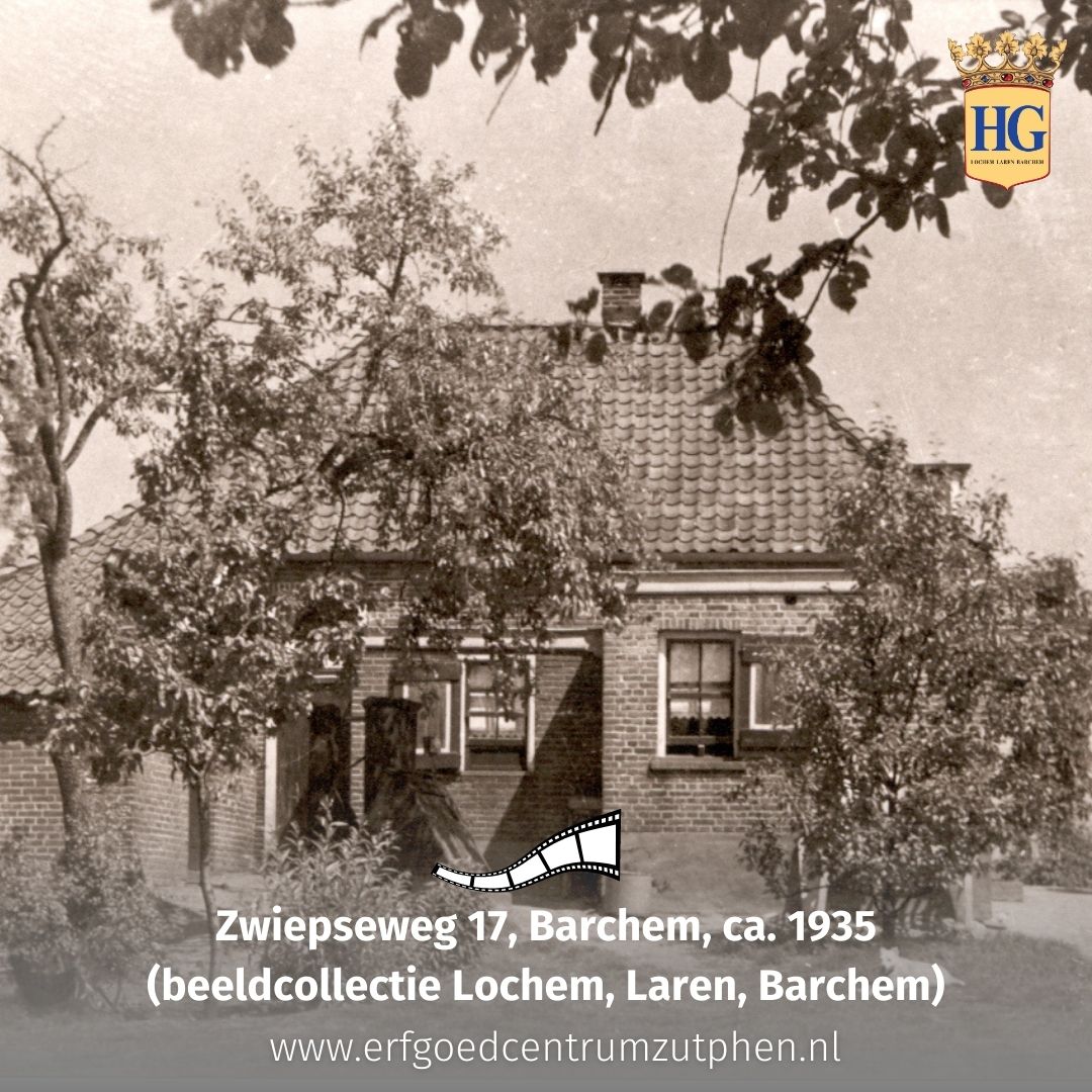 📷 Toen de molen nog op de berg stond zat hier aan de Zwiepseweg in Barchem bakkerij Postel. De put is circa 30 meter diep. Het stuk grond waar de molen stond is eigendom van de familie Postel gebleven. (beeldcollectie Lochem Laren Barchem)

👉 erfgoedcentrumzutphen.nl/onderzoeken/be…