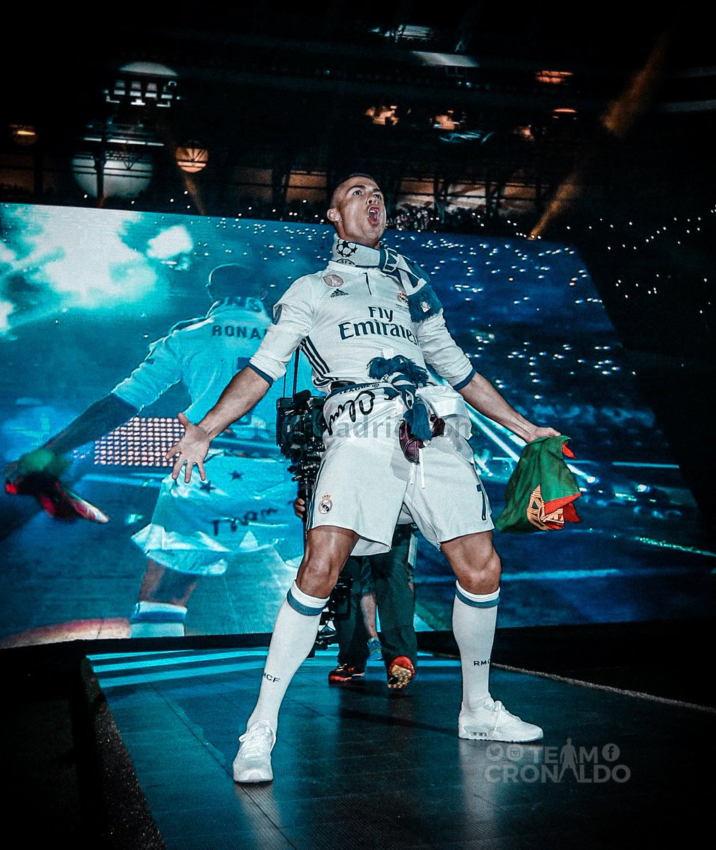 TeamCRonaldo's tweet photo. Cristiano Ronaldo is the greatest player of all time.
🐐
Cristiano Ronaldo est le meilleur joueur de tous les temps.
🐐
كريستيانو رونالدو هو أعظم لاعب على مر العصور.
🐐
Cristiano Ronaldo tüm zamanların en büyük oyuncusudur.
🐐
Cristiano Ronaldo es el mejor jugador de todos los tiempos.
🐐
Cristiano Ronaldo é o maior jogador de todos os tempos.
 🐐
Cristiano Ronaldo sabhi samay ke shreshth khiladi hain.