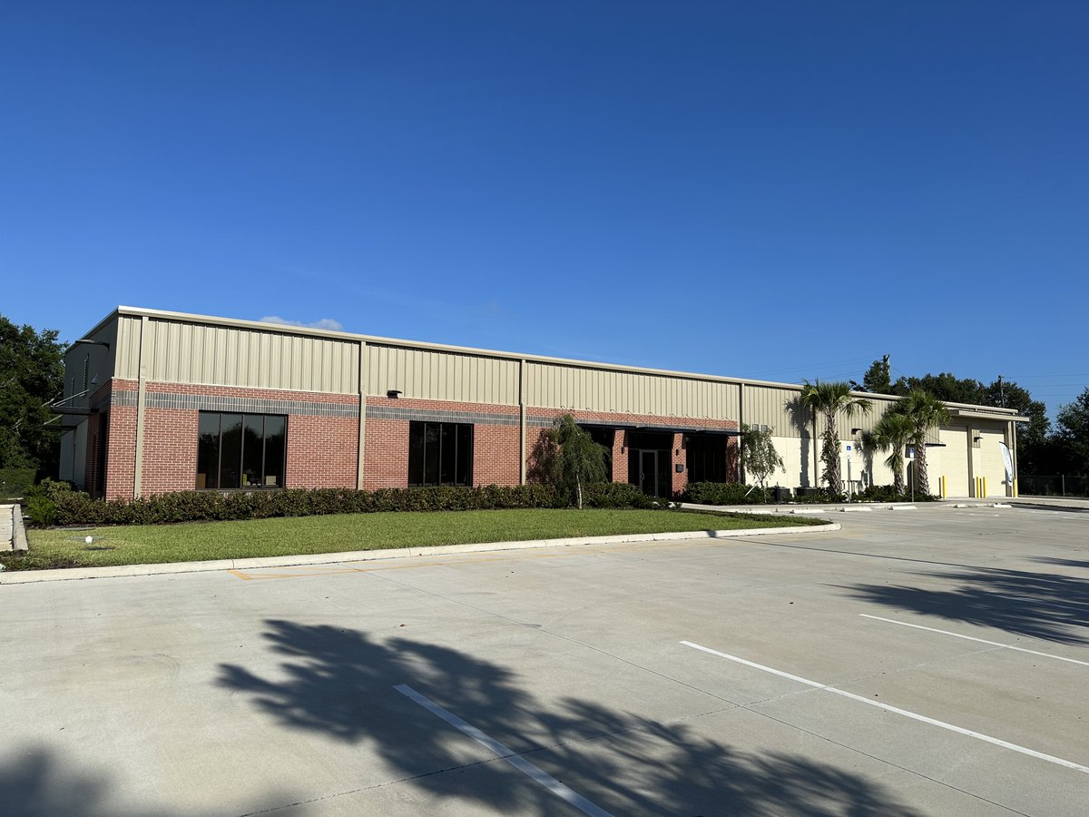 GeoNetworkingIn's tweet image. We are proud to announce the opening or our new location.  This larger facility will help us service you and your team&apos;s needs much better!  We are looking forward to seeing you here soon. Our new address:
Geo Networking
125 Atlantic Annex PT
Maitland, FL 32751
888.828.3329