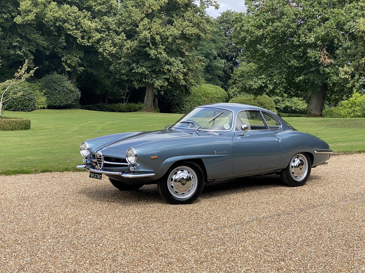 quillerrees's tweet photo. Just driven these two Alfas back to back. Fewer than 10 years separate them but they couldn’t be more different to drive #alfaromeomontreal #giuliass https://t.co/v0o4Ia9C2g