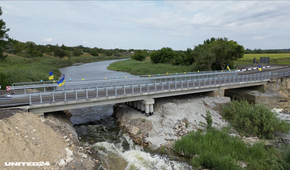 FedorovMykhailo's tweet photo. Rebuilt of another bridge in the liberated from Russians territories. In total, 16th bridges are restored thanks to your donations via @U24_gov_ua. The work continues &amp; life goes on in Ukraine. https://t.co/t0o11f1l32