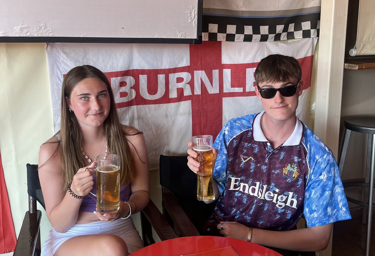 Plaaant's tweet photo. Supporting the lads from the #whynotbar #Zante #utc @BurnleyOfficial https://t.co/TTRWSU6lmy