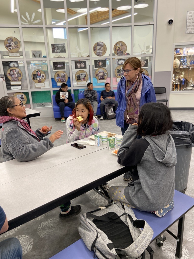 USDA_FNA's tweet photo. School across the country, like Ket'acik & Aapalluk Memorial School in Kwethluk, AK, provide critical nutrition to children each school day, setting them up to learn, grow & thrive. Every kid should have access to a nutritious school breakfast & lunch. #SchoolLunch #Rural https://t.co/QmOiwCMNGt