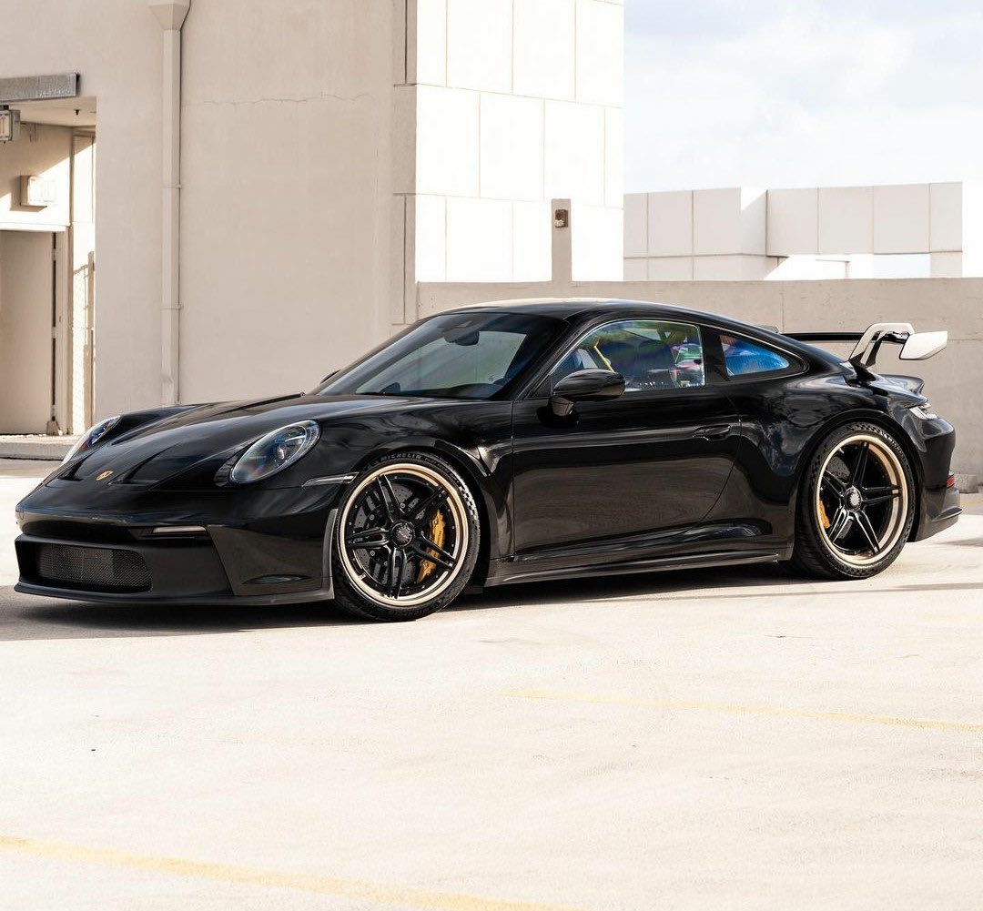 PorscheCIub's tweet photo. Modified 992 GT3 https://t.co/Fe2Vp0XC2k