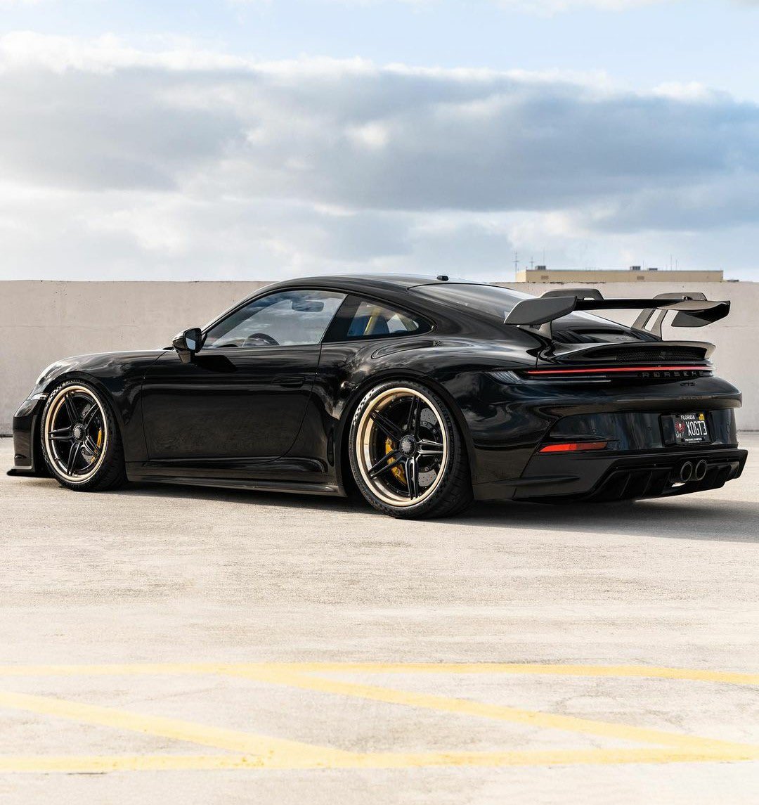 PorscheCIub's tweet photo. Modified 992 GT3 https://t.co/Fe2Vp0XC2k