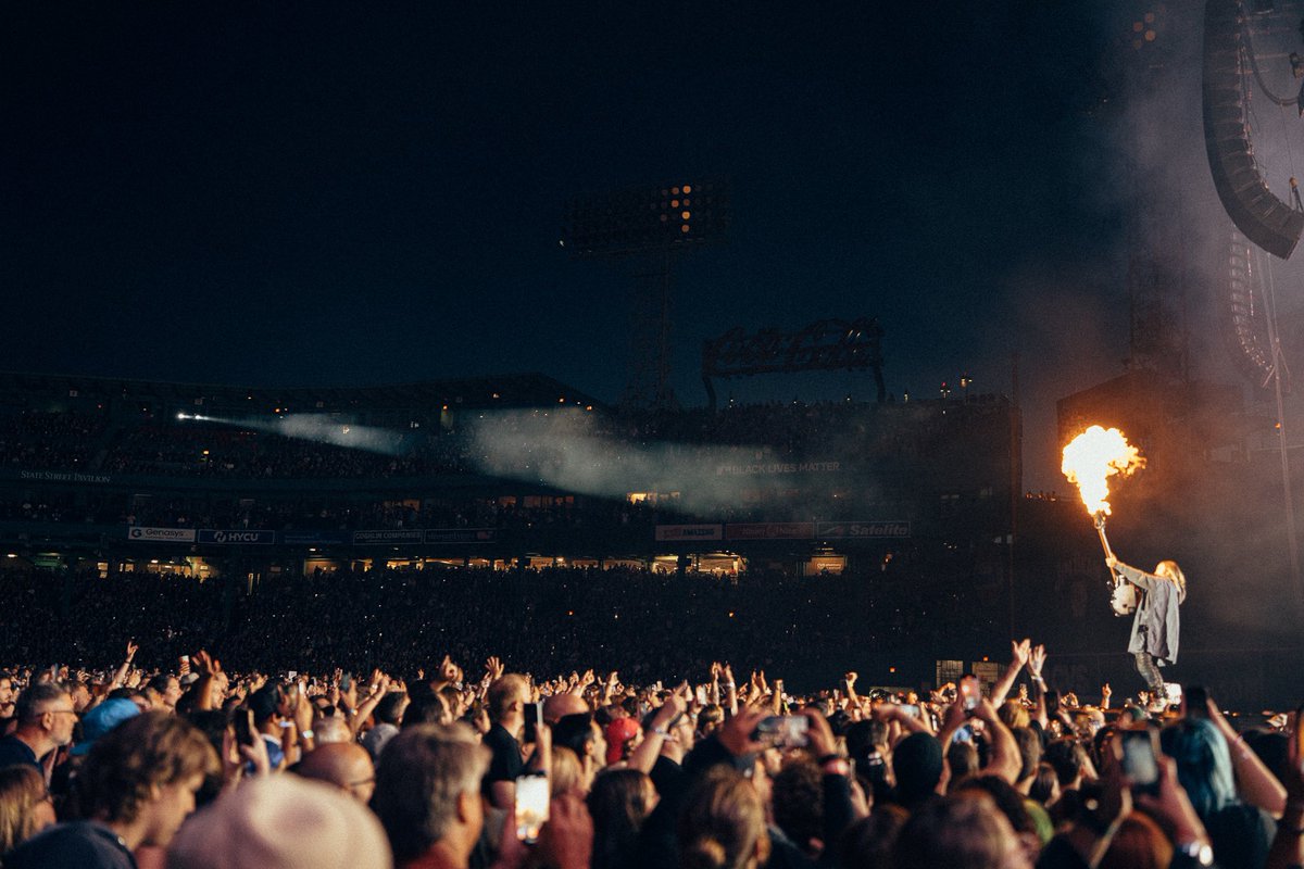 Fall Out Boy tweet media