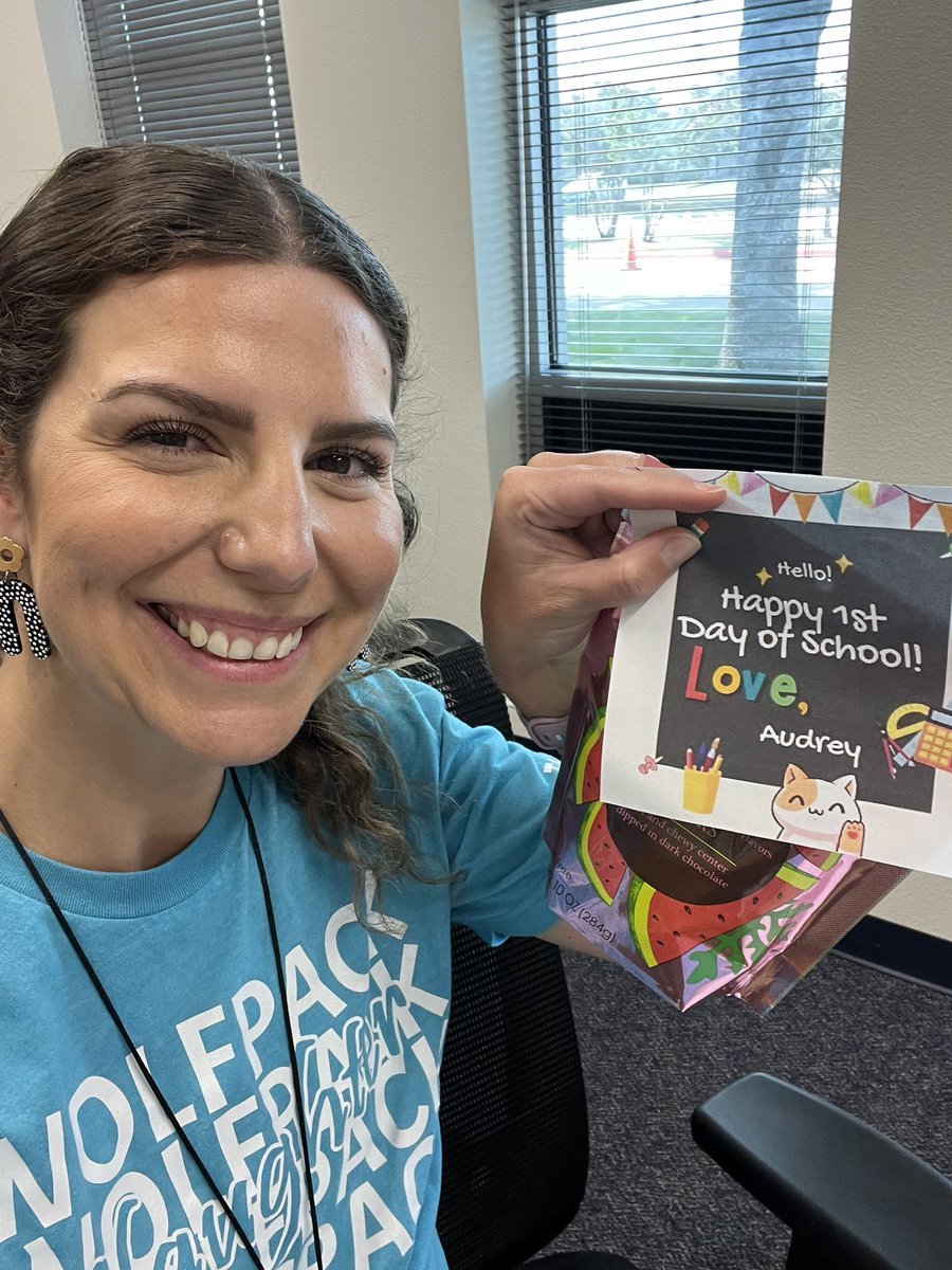 Thanks for my surprise treats 🍉 <a href="/MrsAColwell/">Audrey Colwell</a> 🫶
#inittogether #itsaslaughterthing #wearemckinney