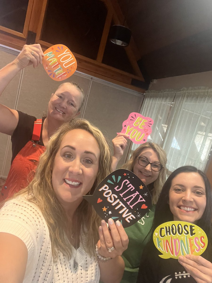 abbeycron tweet media