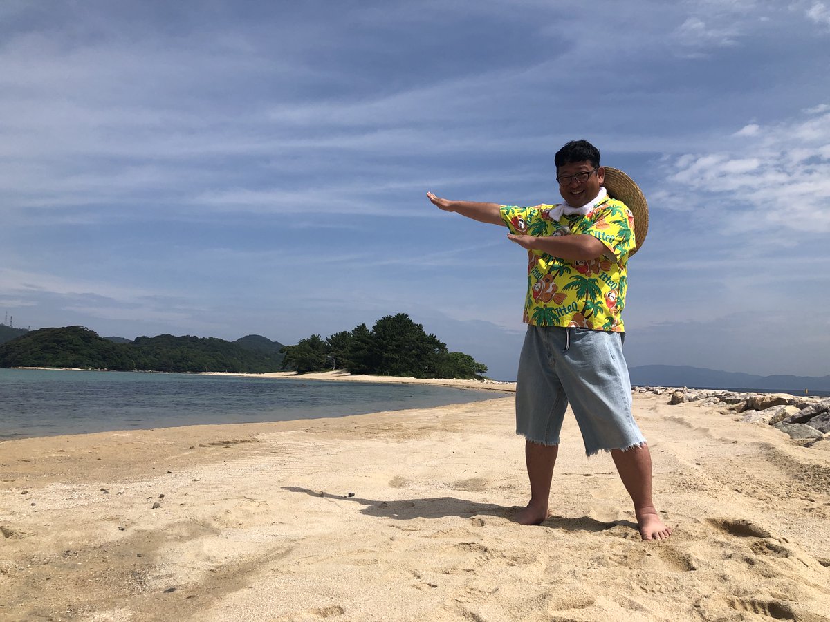 itteq_ntv's tweet image. 本日よる7時58分〜の #イッテQ は、久々登場！ #水族館プロジェクト 夏休みスペシャル🏖
#チャンカワイ が #八景島シーパラダイス を盛り上げるべく
#福井県 でクラゲの捕獲に挑みます🪼
あんなクラゲやこんなクラゲ、クラゲまみれのVTR🌊🌊
もちろん八景島からの中継もありますよ🎥