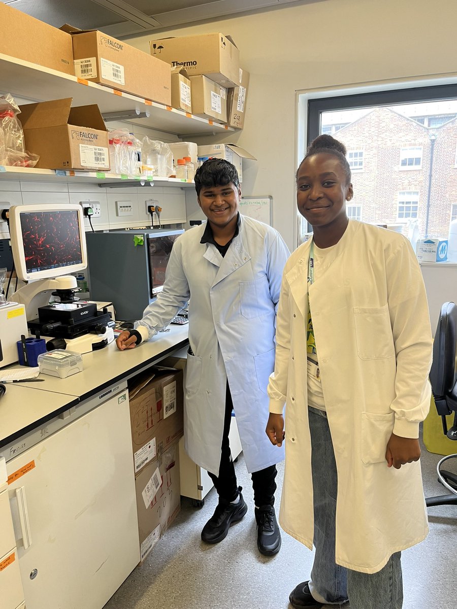 Lucy_J_Brooks's tweet photo. Its been great having a-level students Faith and Cayden in the lab for the past week as part of the #in2science initiative. I’m sure we will see great things from these two! @uclcancer @in2scienceUK https://t.co/JJEAU7ggSH