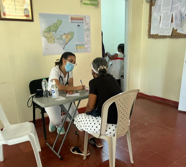 PimpeEsTuVOZ's tweet photo. #Hoy realizando un gran operativo médico en la comunidad de #LasGaleras cuidando la #salud de todos #Samana 
#PimpeEsTuVOZ https://t.co/clAMPnAEK9