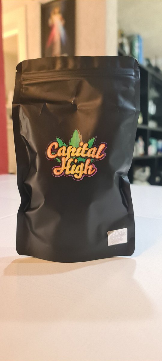 lllvicunalll's tweet photo. Gracias @CapitalHighMx todo llego rápido y de la calidad ni de diga, excelentes flores muchas gracias!! https://t.co/dRydT7afNT