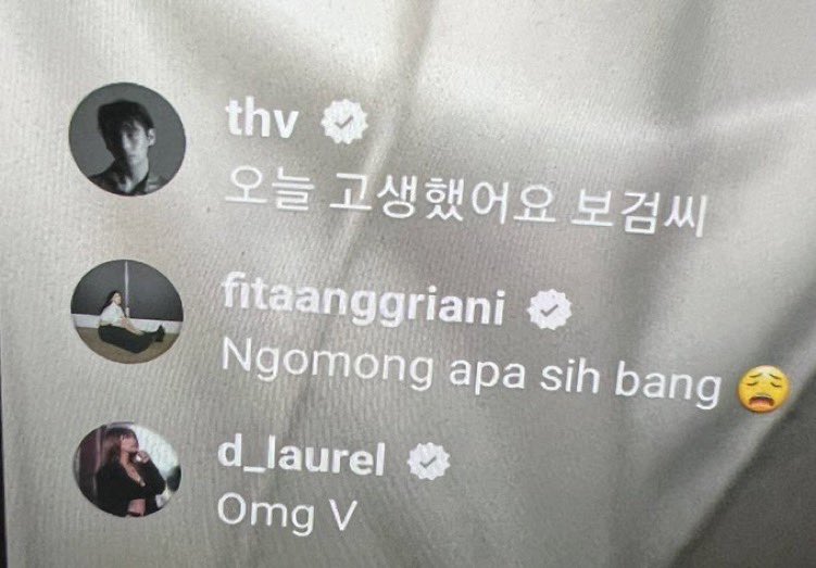 thane136's tweet photo. #TAE ĐI COMMENT XEM LIVE DẠO AH ANH 
🐻hôm nay anh đã vất vả rồi bogum-ssi
🐻 bogum-ie của chúng ta
🐻Hôm nay đừng để bị mệt và hãy luoonnvui vẻ nhé?
🐻hãy vui vẻ và đừng để bị ốm nhé
🐻Còn chúng ta, hãy sớm gặp lại nhau nha 😏 #TAEHYUNG https://t.co/JA0mIr8riP