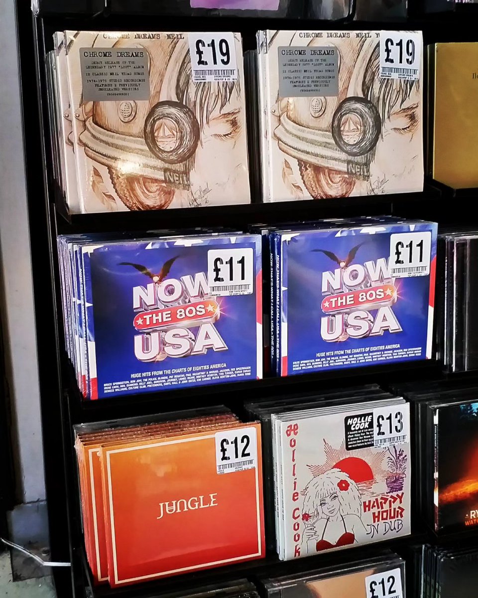 StewartBryden1's tweet photo. NEW RELEASE FRIDAY 👀
Come in and have a gander at this week's selection of new albums.
#fopp #gettofopp @liamgallagher @TheHives @DavidBowieReal #publicimagelimited #vinyl #vinylrecords #vinyladdict #vinylcollection https://t.co/l7c7y6MT7j