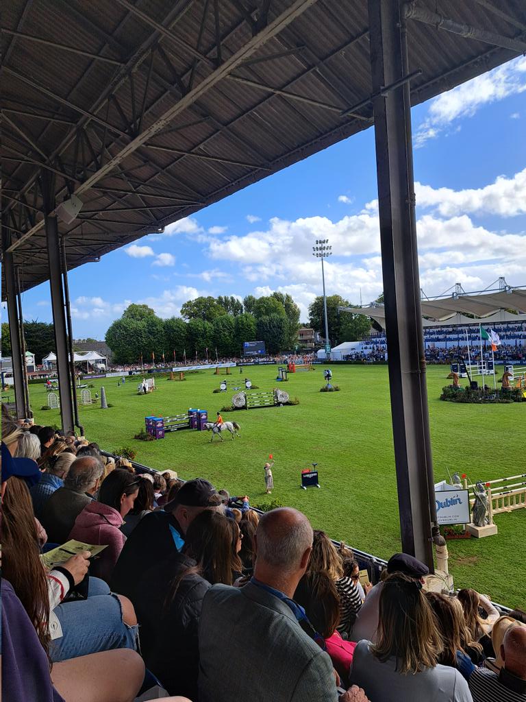 DublinHorseShow's tweet photo. A full Arena here at the #DublinHorseShow to watch the @LonginesEq @FEI_Global Jumping Nations Cup! The excitement is palpable amongst the crowd!
#BeProud #23DHS #JumpingNationsCup https://t.co/dBLWwQrqRh