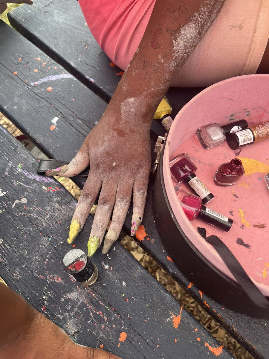 HomertonGroveAP's tweet photo. Itโs Friday๐คฉ @hackneyplay #HackneyHaf #HAF2023 #playmatters https://t.co/4zmQGh02rm
