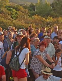 Agosto Clandestino. El acontecimiento cultural más esperado del verano. Una cita anual con la poesía . Todo un acierto que un recital de poesía se realice en un pueblo deshabitado. Gran labor la que hace Enrique Cabezón un Crak de la literatura

#agostoclandestino #PR_Cultura