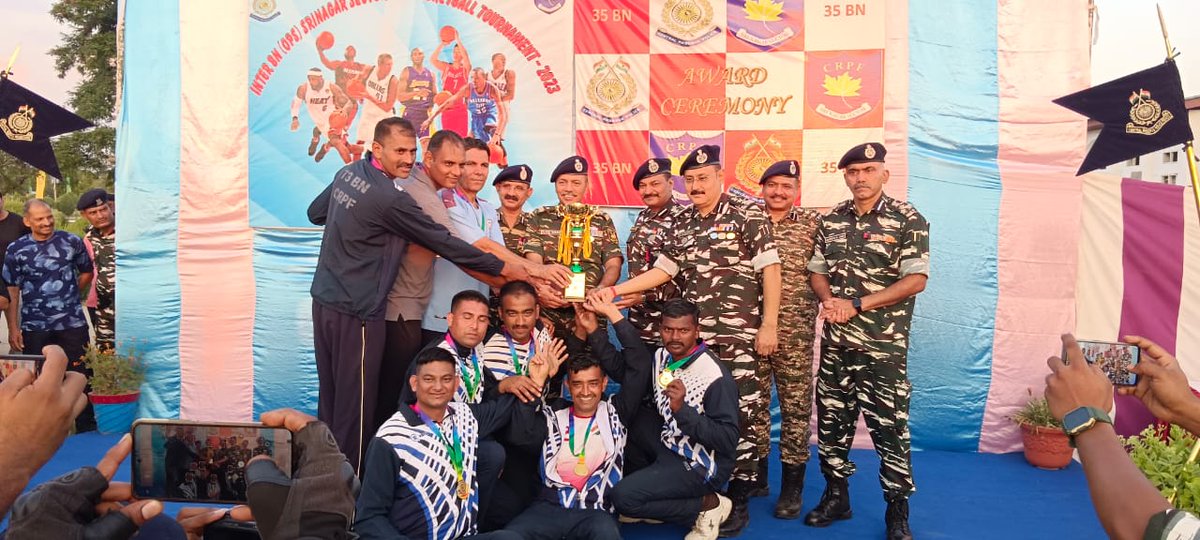 73BNCRPF's tweet photo. ''HELLO 73 SABSE BEHTAR''.......! 73 HAS WON THE SNR SECTOR B.BAll TROPHY. https://t.co/9G5Ydclgfn