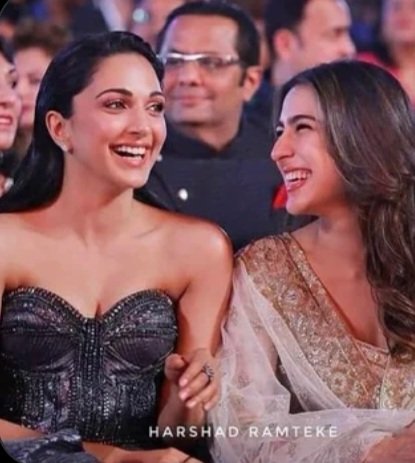 kiaraxsparkly's tweet photo. Sara ko dher sara pyaar
HBD SARA ALI KHAN https://t.co/zgNyN5OJWY