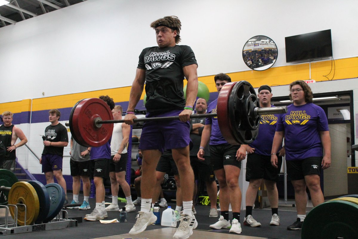 UWSPFootball's tweet photo. It's a great day for Football!
#RollDawgs https://t.co/MoCiZQli60