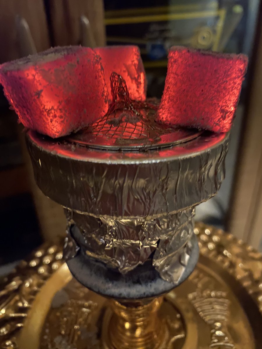 naohookah's tweet photo. Hookah Dog様より、MASON Helyx 2 Shishaware Bowlという陶器のファンネルボウルを譲り受けましたので、レビュー差し上げたいと思います。

値段は張りますが、個人的に大変使い勝手の良いボウルで気に入りましたので、滅多にしませんが以下レビューを共有差し上げます。

https://t.co/q2r9vclxwO https://t.co/7ApdqZguGi