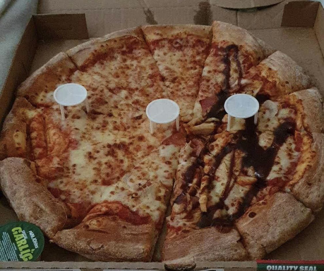 EmzyH2507's tweet photo. Half and Half @PapaJohnsUK, are you sure? 🤣 https://t.co/odAg35cLti