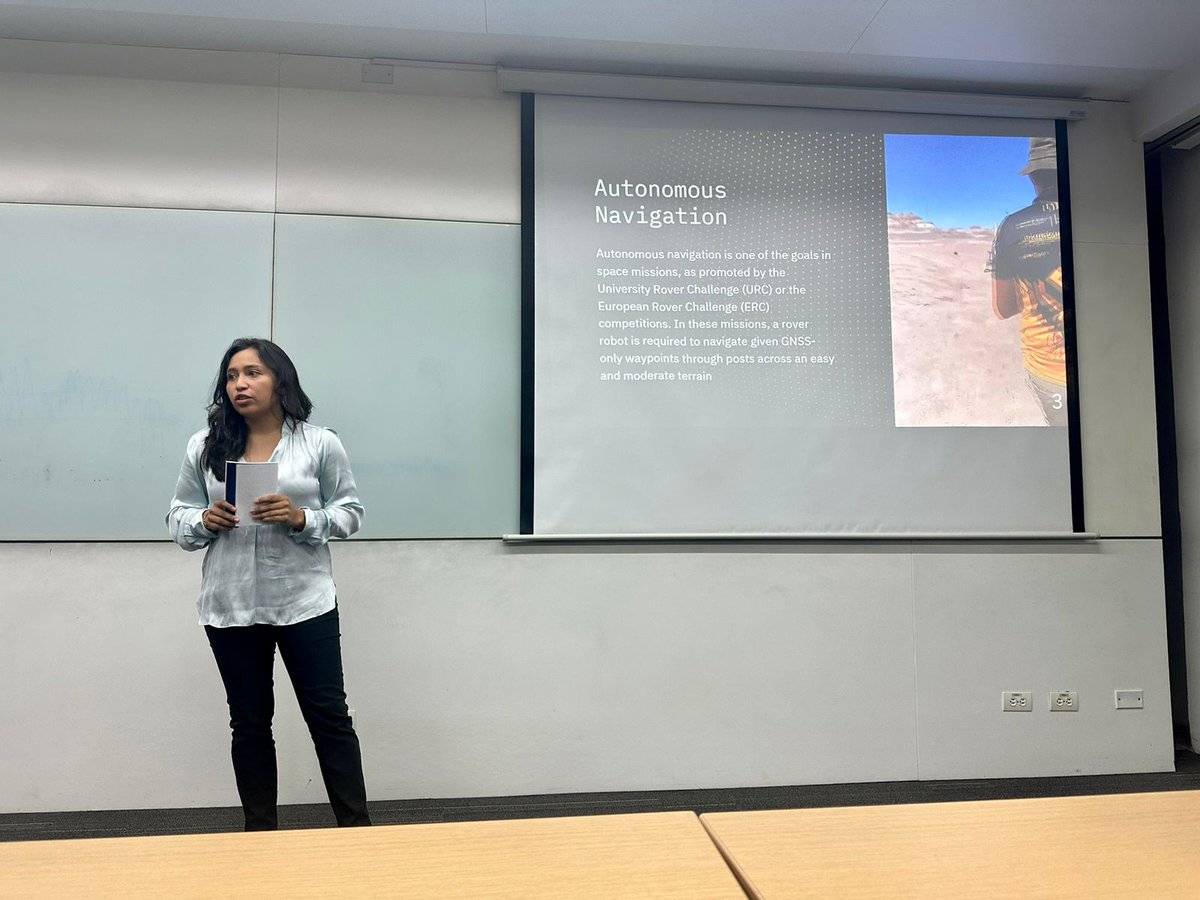 ncardoz's tweet image. Laura Rodríguez presenta nuestro trabajo con Fernando de la rosa, titulado "Planning for Navigation Routes in Unknown Environments" en el 17#CCC en @EAFIT @SCo2_ @DISCuniandes @inguniandes #robots #rover #autonomouscomputing