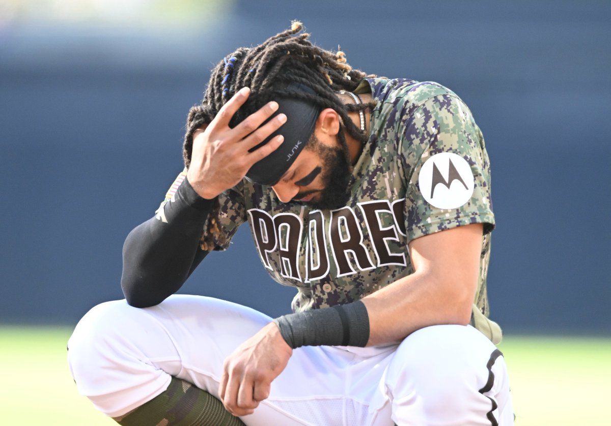 BRWalkoff's tweet photo. The Padres (not the Mets) are the biggest disappointment of the season 😳

@zachrymer 👉 https://t.co/pyTb22dLh0 https://t.co/NryHObdzHT