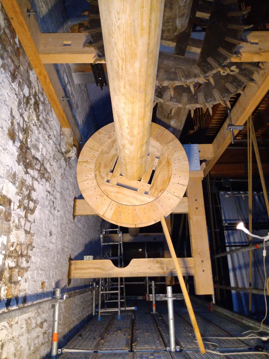 TyneOperaHouse's tweet photo. We are creeping towards the final stage of our machinery installation and have now got our timber shaft and drum in place below the 5 spoked wheels 🥳

Keep checking our website for updates:
https://t.co/7MgRzkoImm https://t.co/mR1dZfOR6r