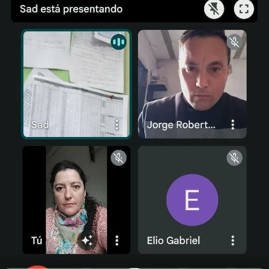 SutebaEchev's tweet photo. 📢 SUTEBA INFORMA
Viernes 11 de agosto

En el día de ayer nuestra representante Marcia Disco comenzó a trabajar en la Comisión Distrital con el MAD y Acrecentamiento 2023/24.

Sutebasiempre presente en las acciones estatutarias para defender los derechos de nuestrxs afiliadxs. https://t.co/dbLoOUdfvn