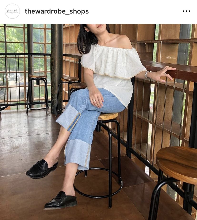 padayyy's tweet photo. ยีนส์ร้าน thewardrobe_shops สียีนส์อ่อนขาพับทรงดีสีสวยมาก M เอว 27-28 สพ. 38 

#ส่งต่อ 380฿ รวมส่ง (from 1,090) 🫧☁️

 #ส่งต่อเสื้อผ้า #ส่งต่อเสื้อผ้ามือสอง #เสื้อผ้ามือสอง #cintageshop #everymayshop #stylist_shop #เสื้อผ้ามือ2 #เสื้อผ้าเกาหลี #โล๊ะตู้ #เสื้อผ้าราคาถูก https://t.co/UV73cA7gQe