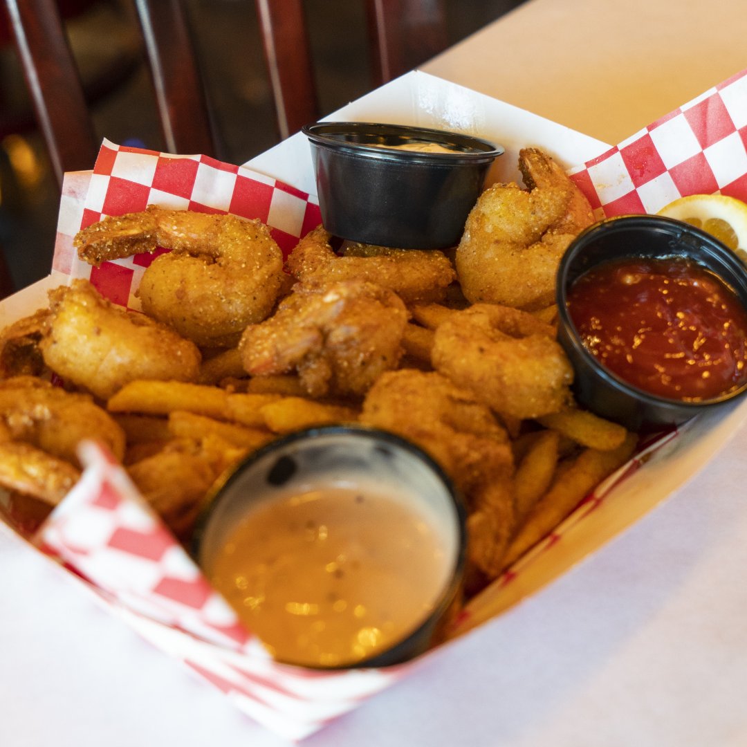 thelacrabshack's tweet photo. Happy Fry-Day! 🍤

Indulge in one of our fried shrimp baskets. 😋 https://t.co/zCS1AoHS8F