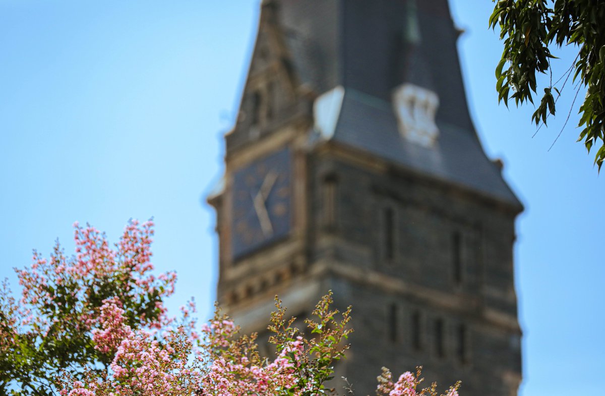 Georgetown's tweet photo. We’ve been busy this summer. We welcomed students for pre-orientation programs, broke ground on new construction projects, gardened and spruced up our grounds, and found ways to stay cool.

But mostly, we got ready for you. #GeorgetownBound
https://t.co/uYuDWBLxgy https://t.co/8PXc54ayQy