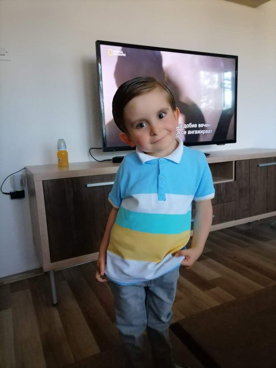 Почитувани пријатели

Ова е Љупче, има 4 години и е роден со кифосколиоза ( искривување на 'рбетот за околу 45°).Број на трансакциска сметка
240137118551584 Љупче Горгиев Уни Банка
IBAN : MK07240137118551584
SWIFT/BIC :  UIBMMK22XXX
Броеви за донација
Телеком 143141
   А1 143 482