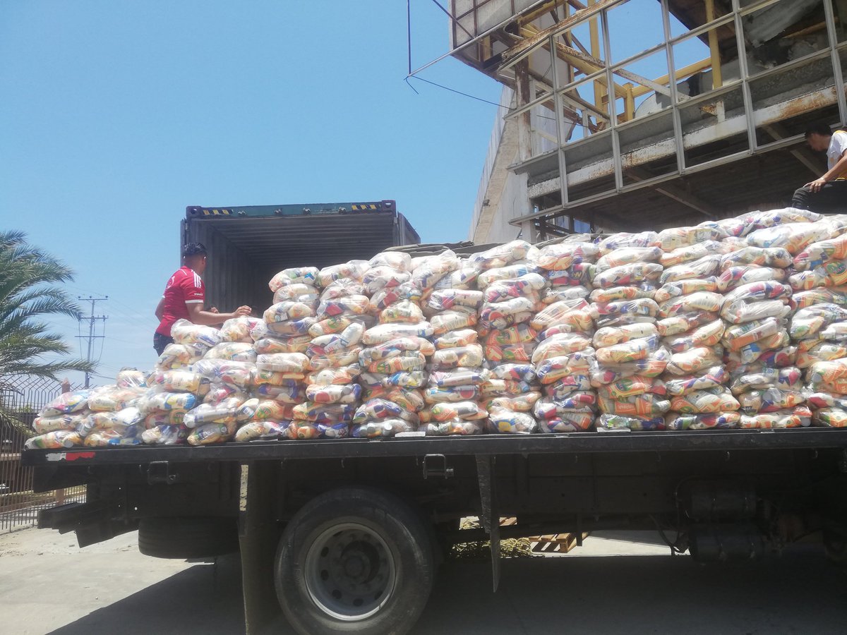 CCLAPMarcanoNE's tweet photo. Gracias a las políticas del Pdte @NicolasMaduro Mtro @LealTelleria y @YulArmasAlcalde @Alessandrellove fueron atendidas con la entrega de Combos CLAP 5.735 familias  de 19 Comunidades  del Municipio #Marcano
# COMUNICAR ES VENCER https://t.co/Qtqt2Dxfdx