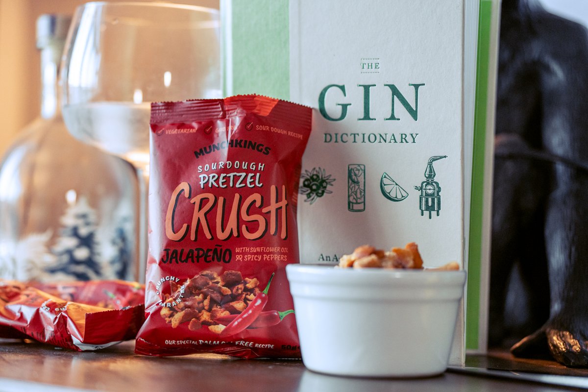 What are we making this weekend? #ginstetgram #ginsperation #ginlovers #drinkstagram #ginloversofinstagram #gintonica #gandt #pretzelcrush