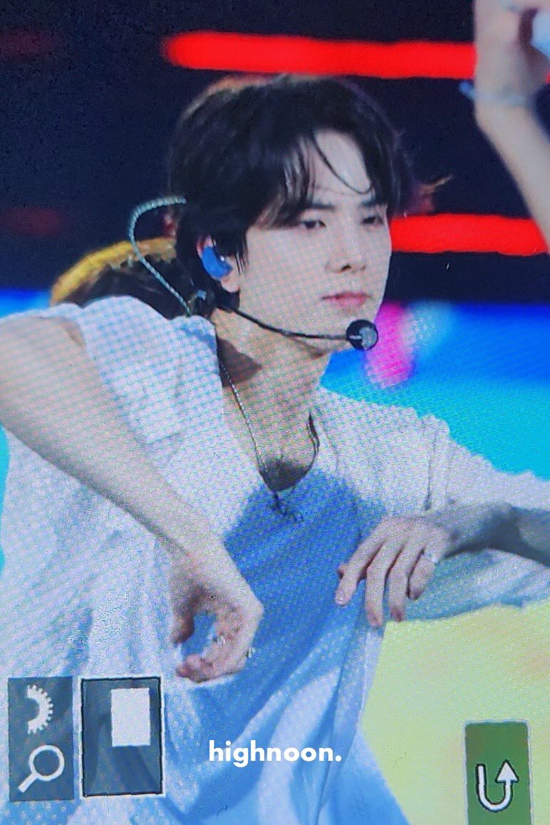 highnoon808's tweet photo. 230811 #영훈 #younghoon

K-POP SUPER LIVE❤️ https://t.co/Tijc7JYXUb