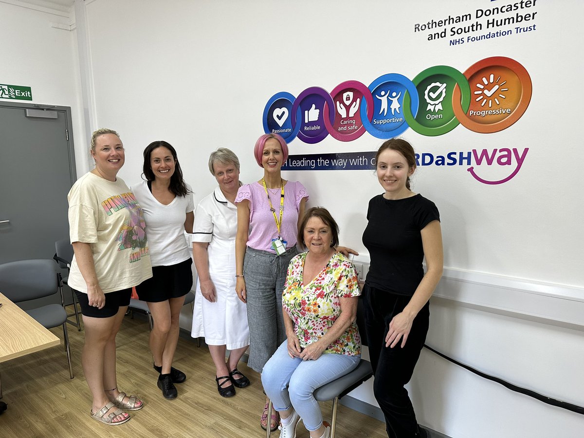 Laura Barker (Clarke) tweet media