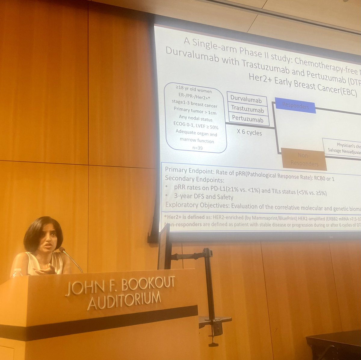 Dr Niravath is one of those magical and rare speakers who makes even the most complex notions understood 🙏🏼 and so exciting ! Breast Cancer Research Crown Jewel @HMethodistMD @JennyCChang1 @MethodistHosp