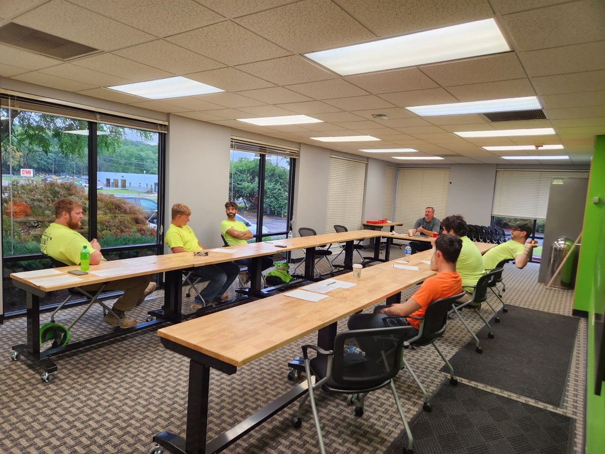 OCP_Contractors's tweet photo. Apprentice training day in Columbus. Taught by OCP Superintendent Brian Moeller, with the focus on framing. https://t.co/fznME60LJE