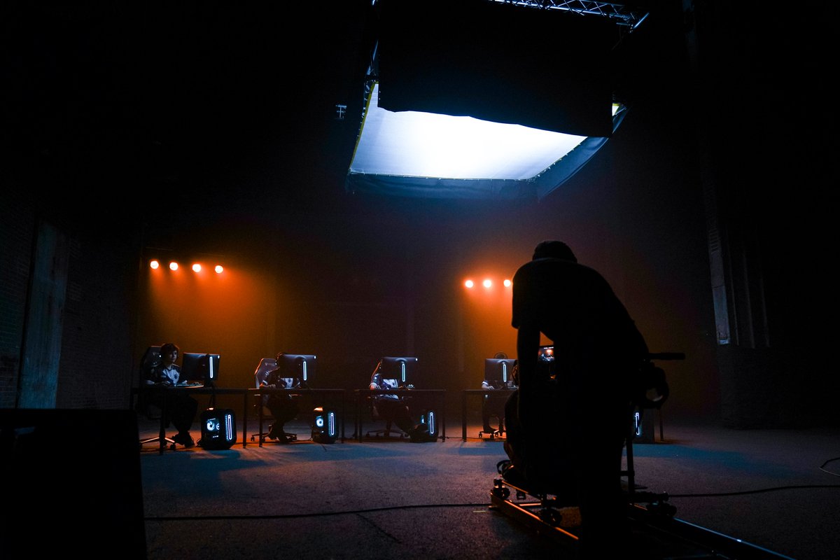wonton_dumpling's tweet photo. From our shoot with @TeamLiquid @Rhys_Rasmussen some BTS @yungeldr https://t.co/rLXxbuFRsm