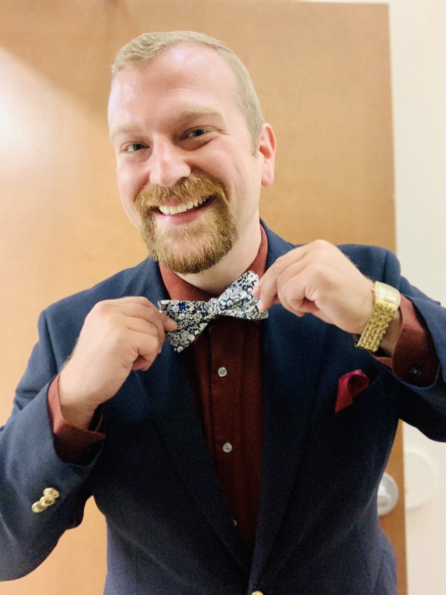 It’s finally “Beau” Tie Friday feat. a bow from @beautiesltd ! The floral notes hit just right with this one during what was a beautiful morning, live, on-air! You could say I had a “sunny disposition” to kick off our #BowTieFriday! TGIF, friends! @WVNYWFFF