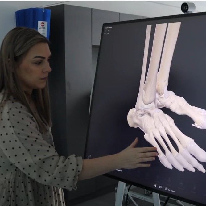 Thinking of a future as a Sports Therapist? We have spaces available on our BSc Sports Therapy course for September entry!

Give us a call on 0800 590 830 to apply 📞 

#StaffsUni