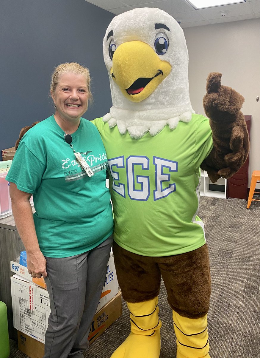 Ready for the new School Year with Elmer!
#2023-24 <a href="/HumbleISD_EGE/">Elm Grove Elementary</a> #EGEGROWS #Nurse
