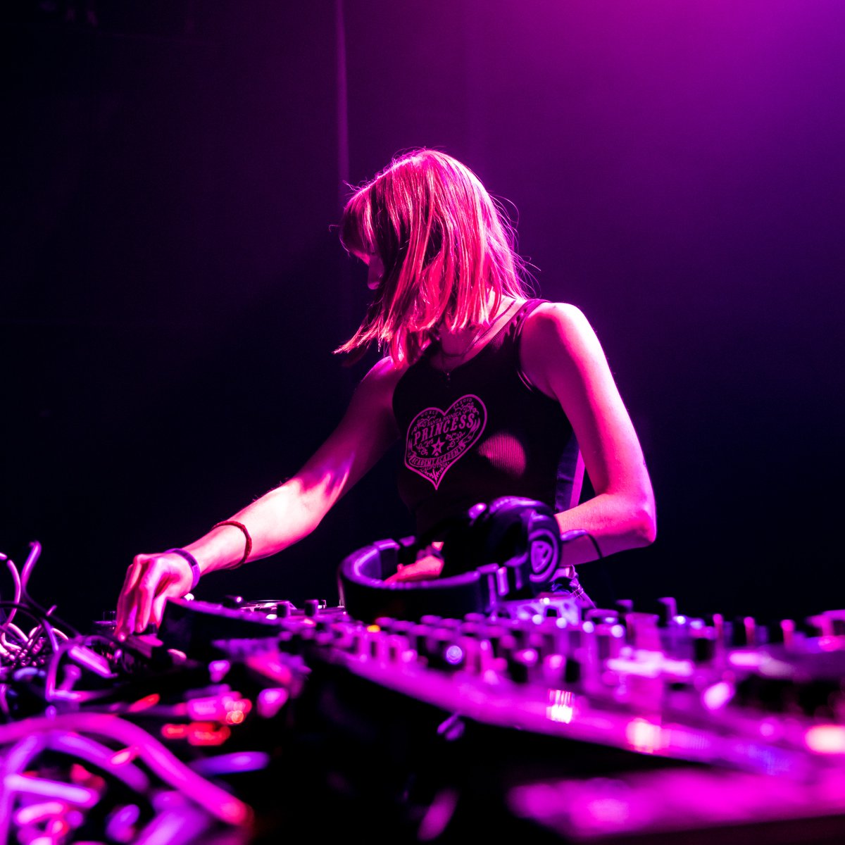 foxtheatreco's tweet image. JUST ANNOUNCED - Boulder's own Planet Bloop will be bringing the rave to The Fox Theatre on Friday, September 8th with Rsenik, BWRZ, Jix, Rij b2b Reds! 🪐 

Tickets onsale now 🎟️ loom.ly/A3reDEw