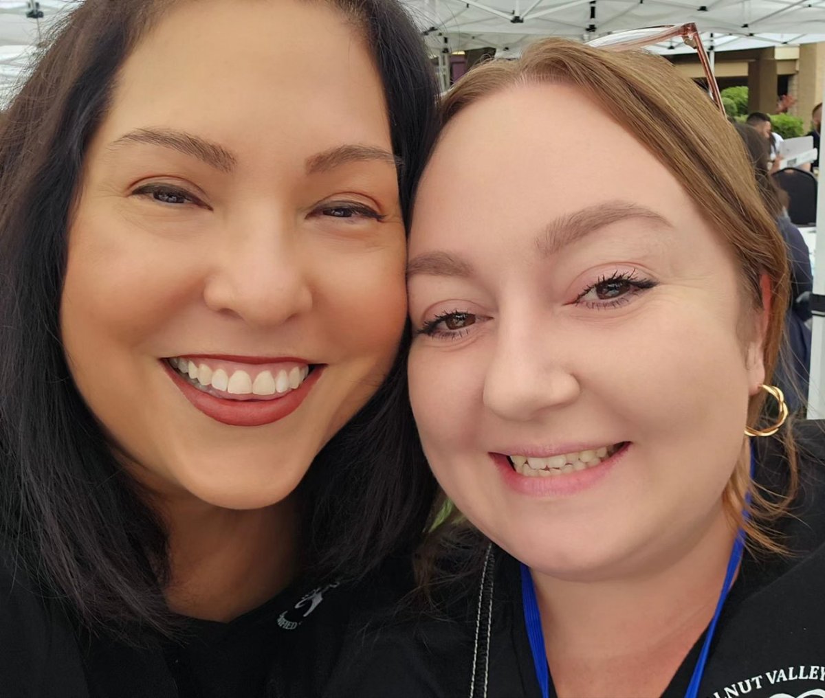 collegewood_el's tweet image. Welcome to our new employees! We&apos;re so glad you are here where you belong! 🌱 We also saw some familiar faces 💗 ##cultivatebelonging🌱 #developingmindsnurturinghearts #WVUSDisGREAT